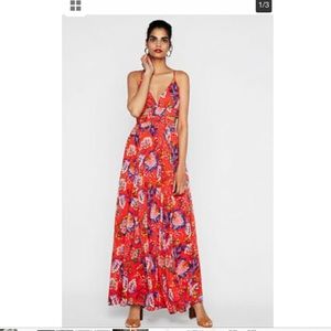 EXPRESS RED FLORAL Dress
